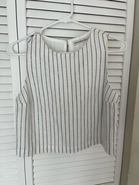Abercrombie & Fitch Linen- Blend White Sleeveless Striped Top with Navy Lines